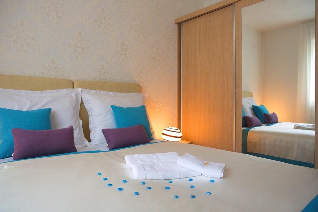 Lando Resort Kampor Eksteriør billede