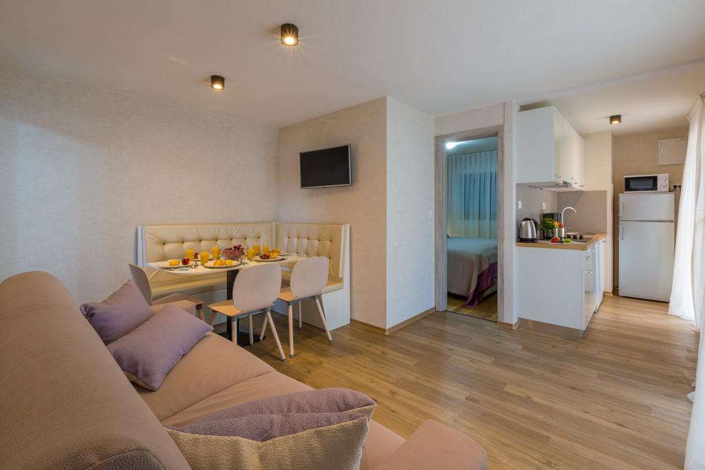 Lando Resort Kampor Eksteriør billede