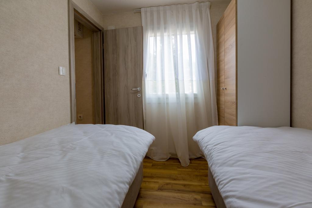 Lando Resort Kampor Eksteriør billede