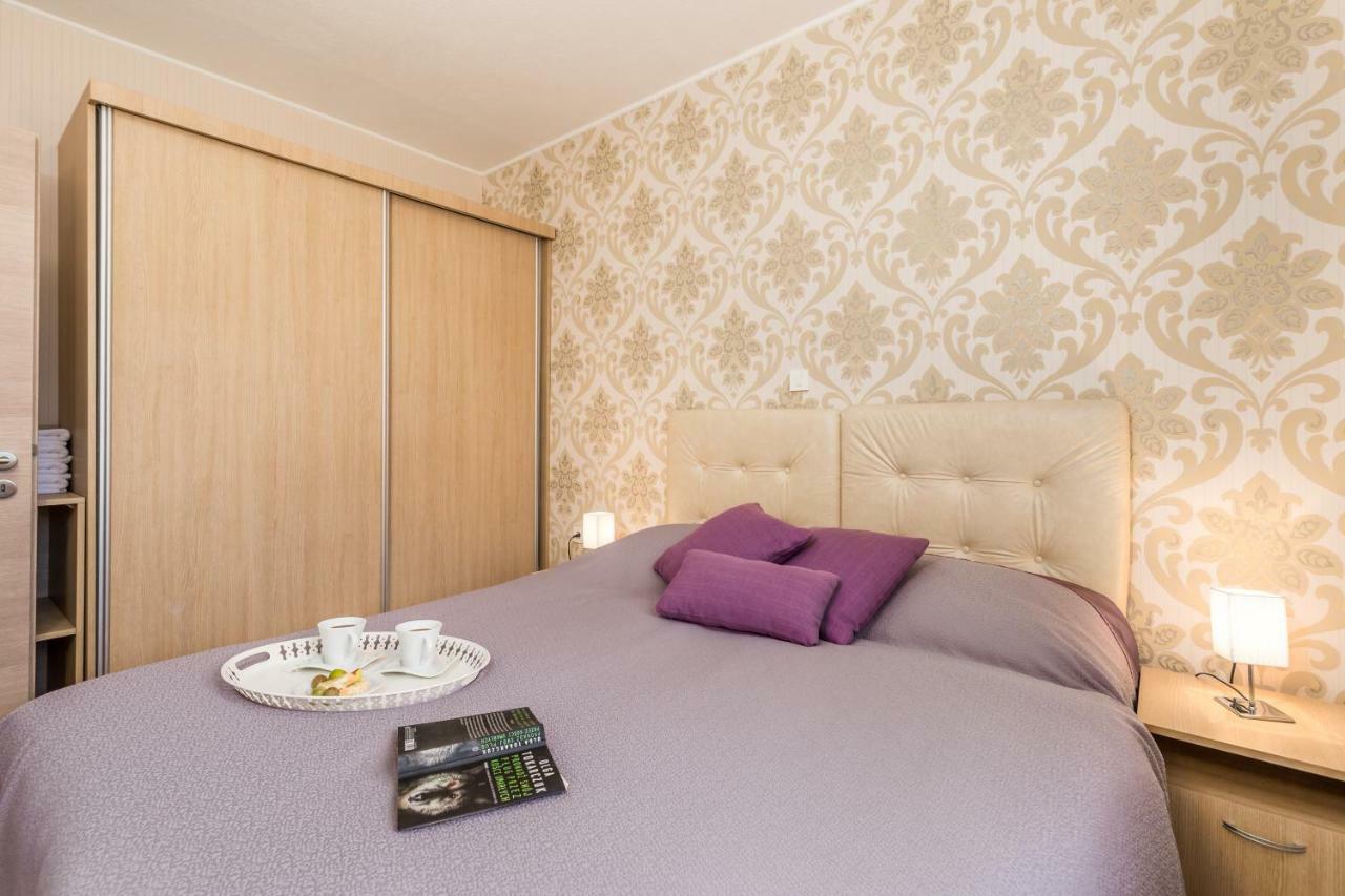 Lando Resort Kampor Eksteriør billede
